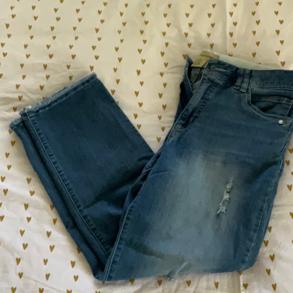 DEMOCRACY DISTRESSED BOYFRIEND JEANS SIZE 10